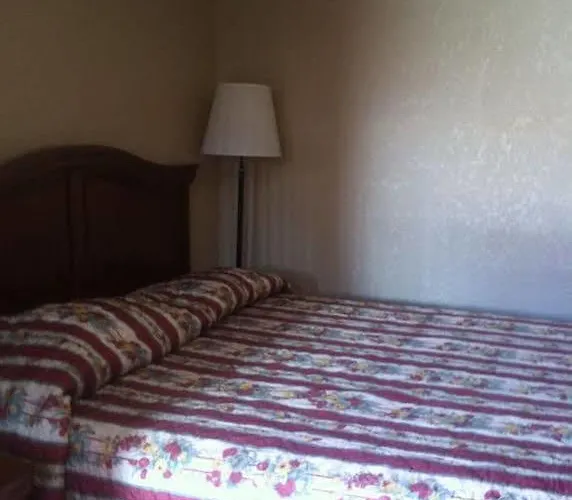 White Mountain Hotel